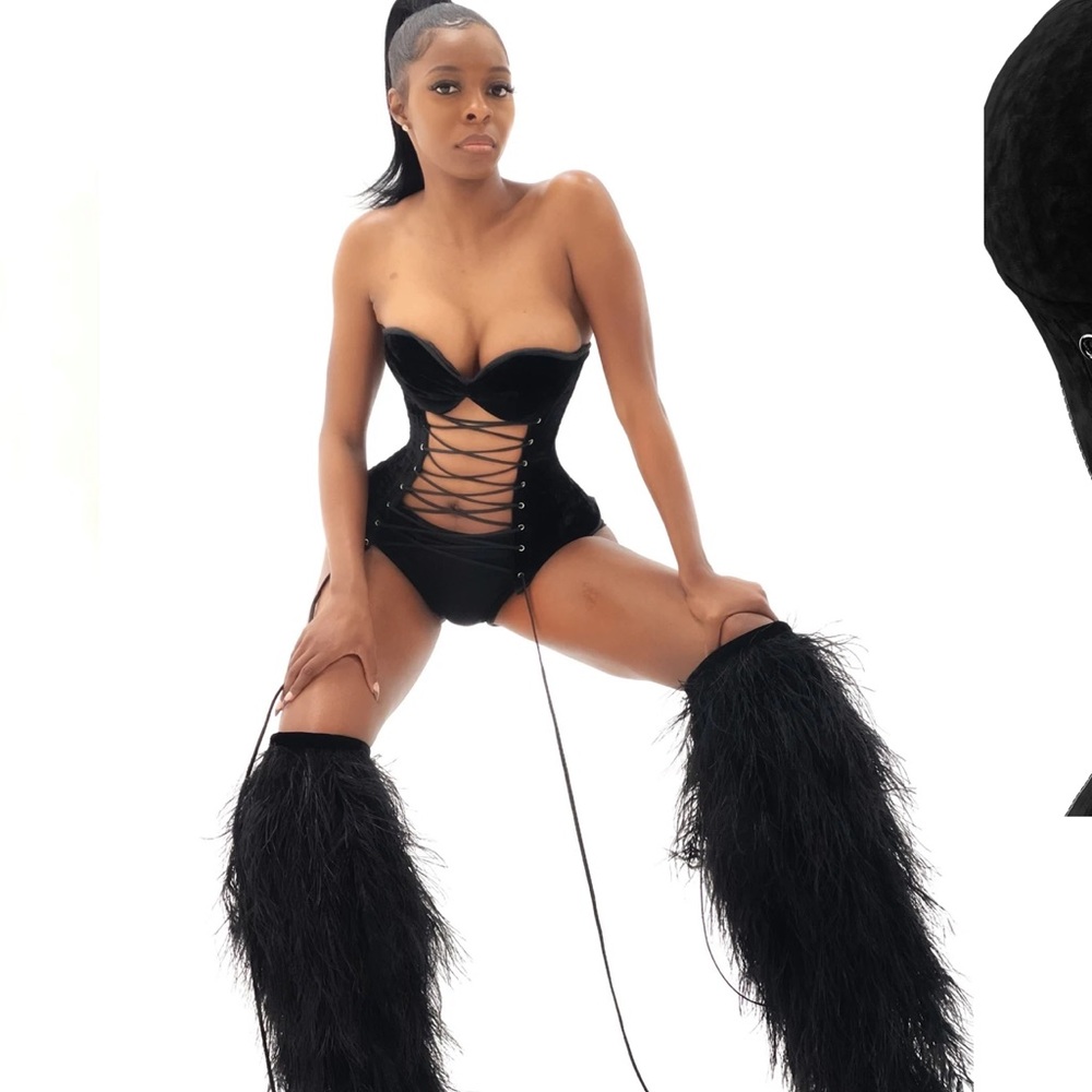THE REMIX EDITION - CORSET